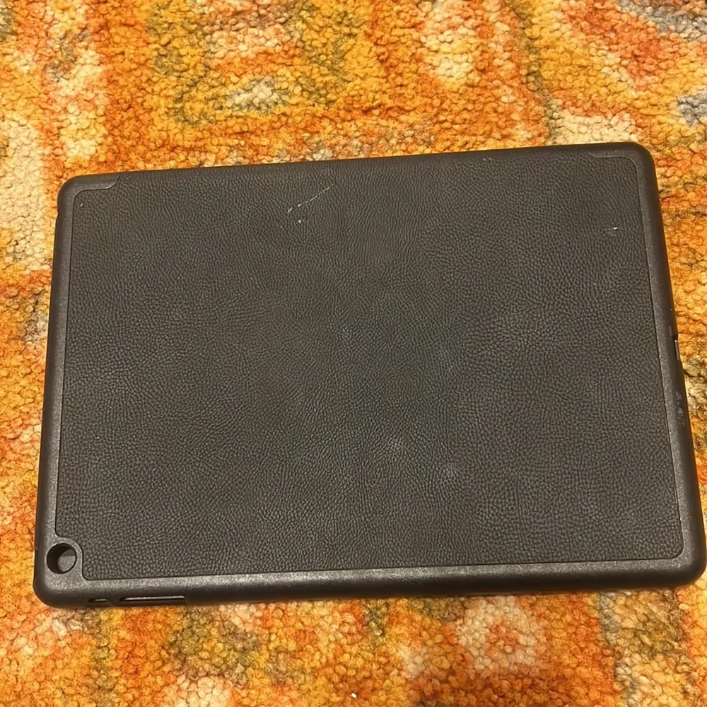 iPad Air case with built in keyboard